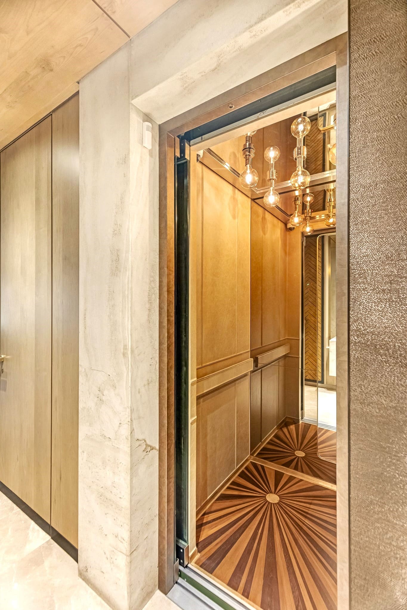 Express Elevators - Elevator Solutions in India | Vertical Transportation